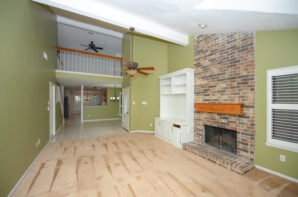 1615 Westbranch Dr, Houston TX  77072-1035 exterior