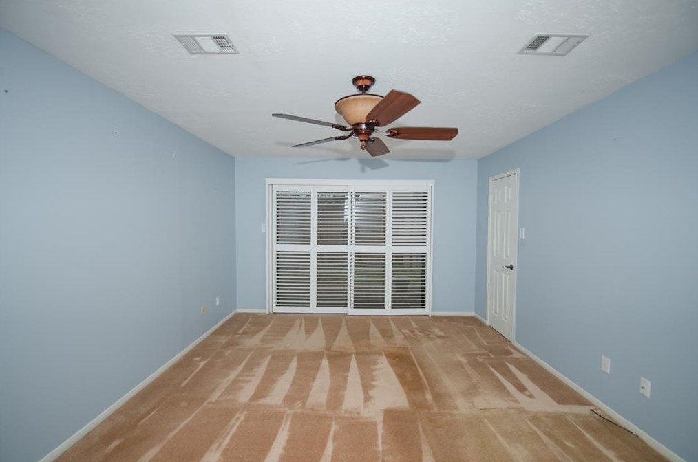 1615 Westbranch Dr, Houston TX  77072-1035 exterior