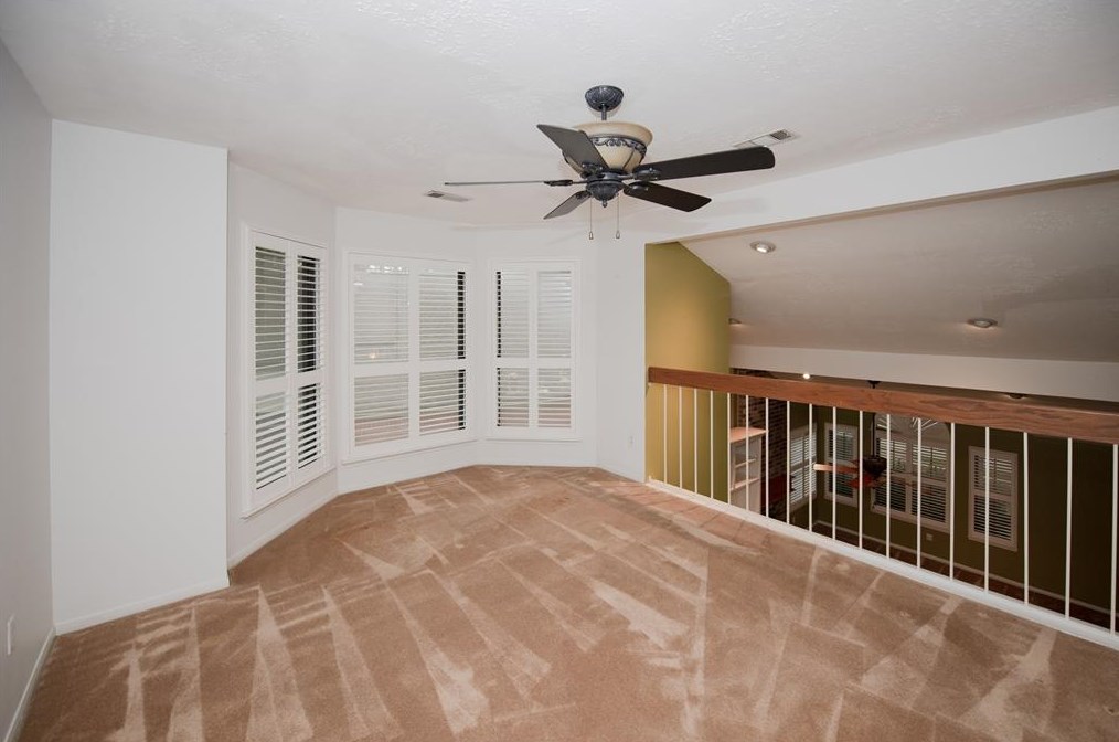 1615 Westbranch Dr, Houston TX  77072-1035 exterior