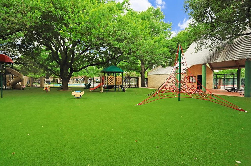 10038 Wickersham Ln, Houston TX  77027-4014 exterior