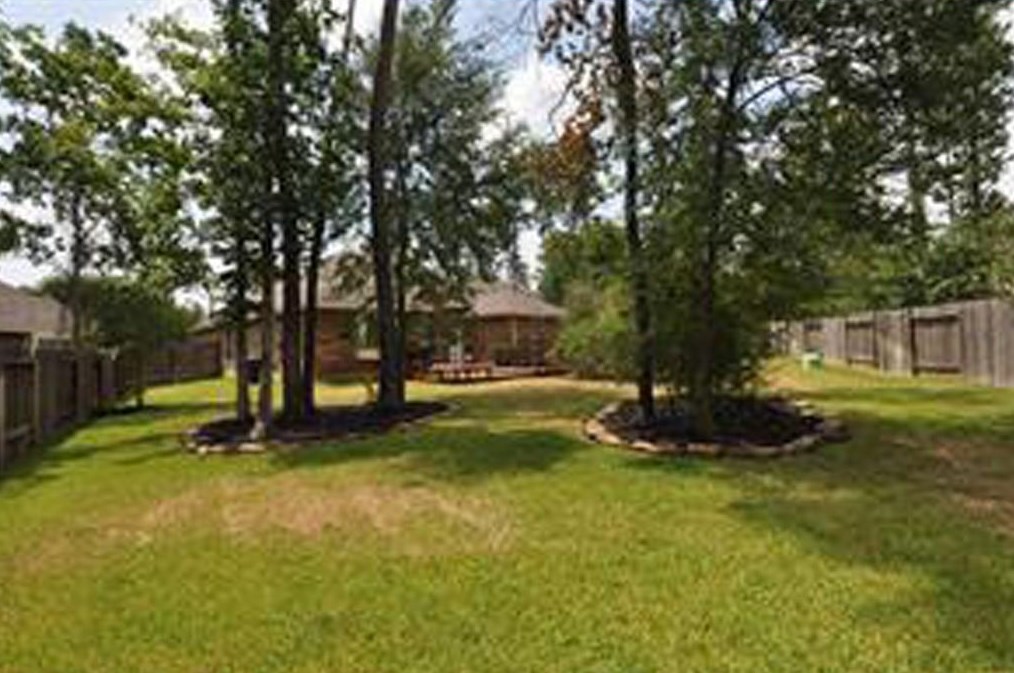 11 Olde Rose Ct, Spring TX 77382-5373 exterior