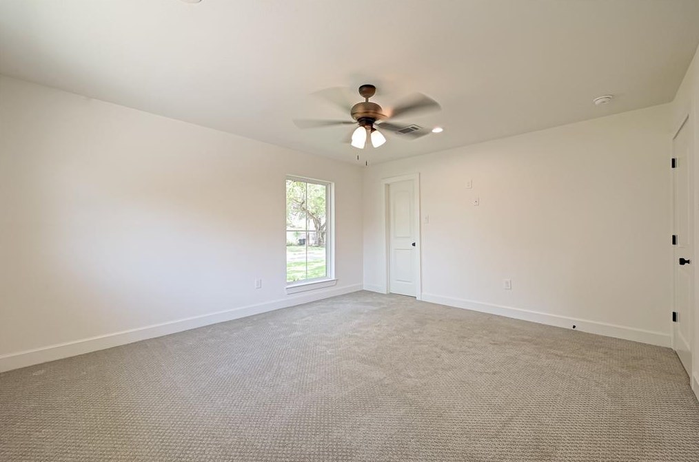 2311 Stoney Brook Dr, Houston TX  77063-6164 exterior