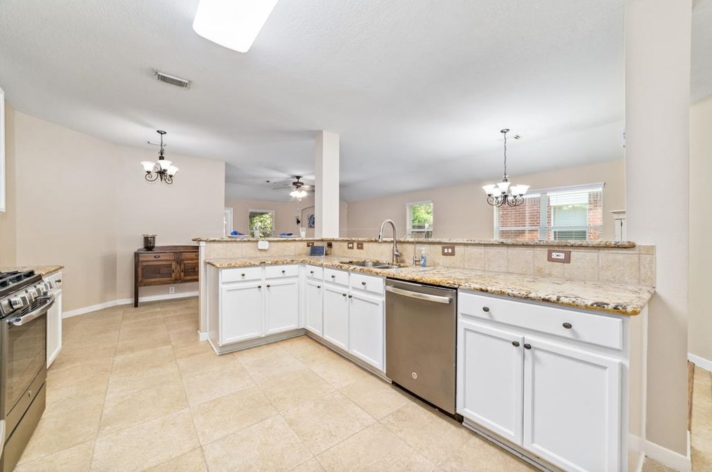 17226 Shadow Ledge Dr, Houston TX  77095-7178 exterior