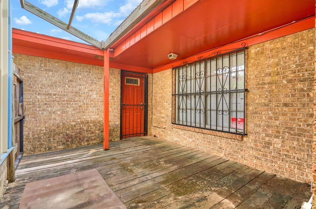 9103 Shl Crk Dr, Houston TX  77064-1617 exterior