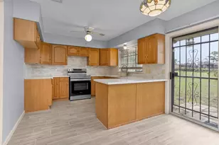 3919 Gardendale Dr, Houston, TX 77092 - Photo 15