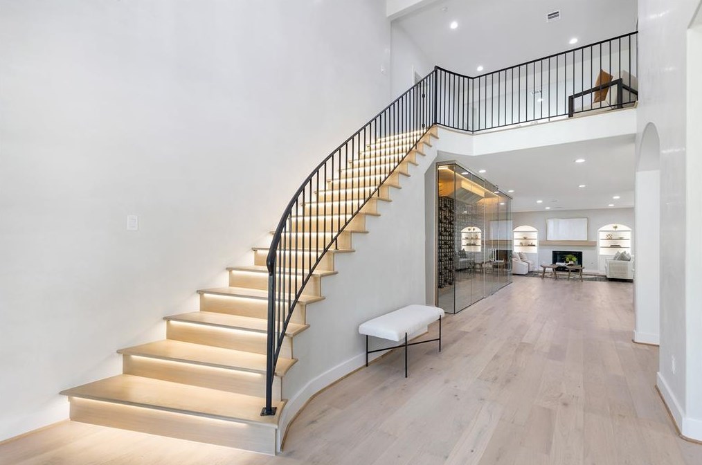5503 Valerie St, Houston TX  77081-7303 exterior