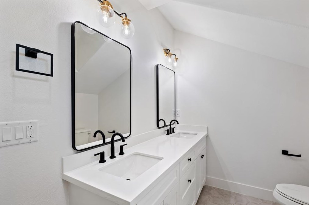 5503 Valerie St, Houston TX  77081-7303 exterior