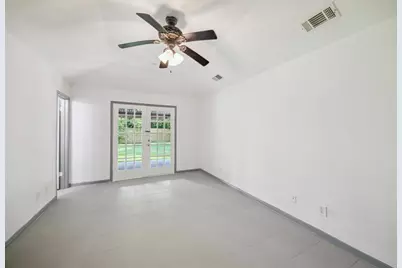 604 Briarclift Lane, Baytown, TX 77521 - Photo 7