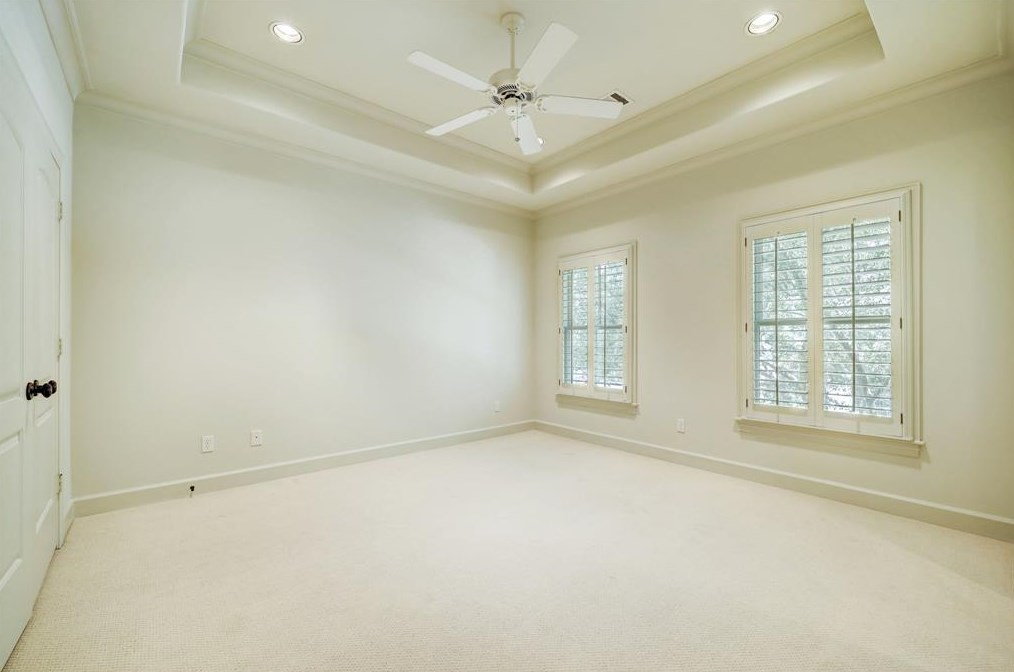 2733 Cason St, Houston TX  77005-3812 exterior