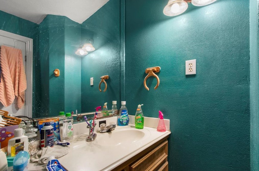 13915 Brownsville St, Houston TX  77015-4112 exterior