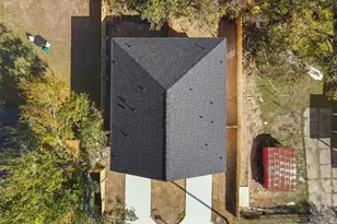 1105 E Main St, Brenham, TX 77833 - Photo 5