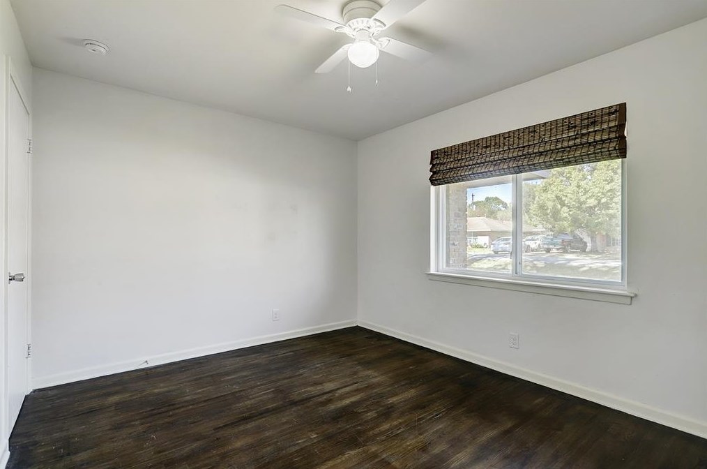 8923 Blankenship Dr, Houston TX  77080-3002 exterior