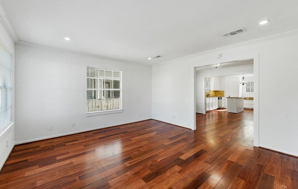 1542 Waverly St, Houston TX  77008-4149 exterior