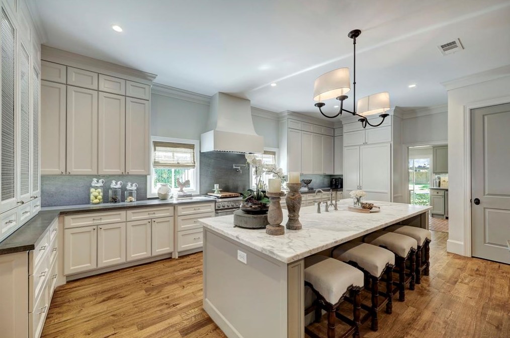 12227 Boheme Dr, Houston TX  77024-4930 exterior