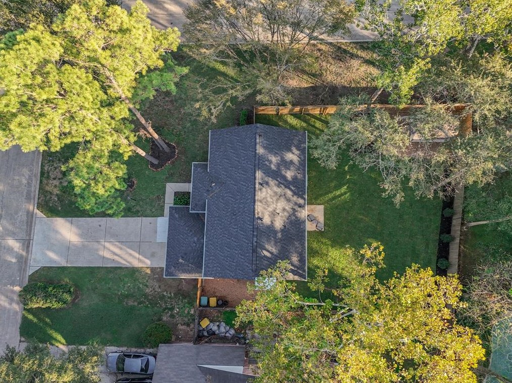 102 Rockridge Dr, Spring TX  77381-3262 exterior