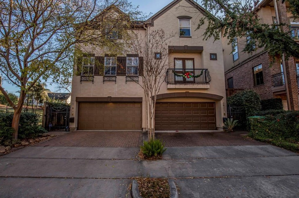 1609 Mcduffie St, Houston TX  77019-5311 exterior