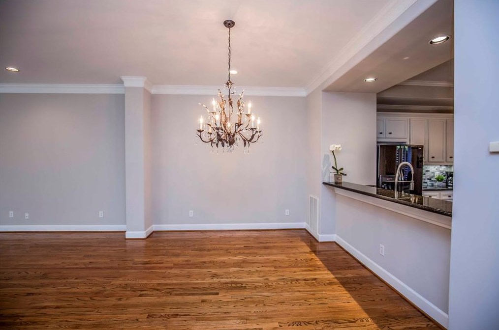 1609 Mcduffie, Houston TX  77019-5311 exterior