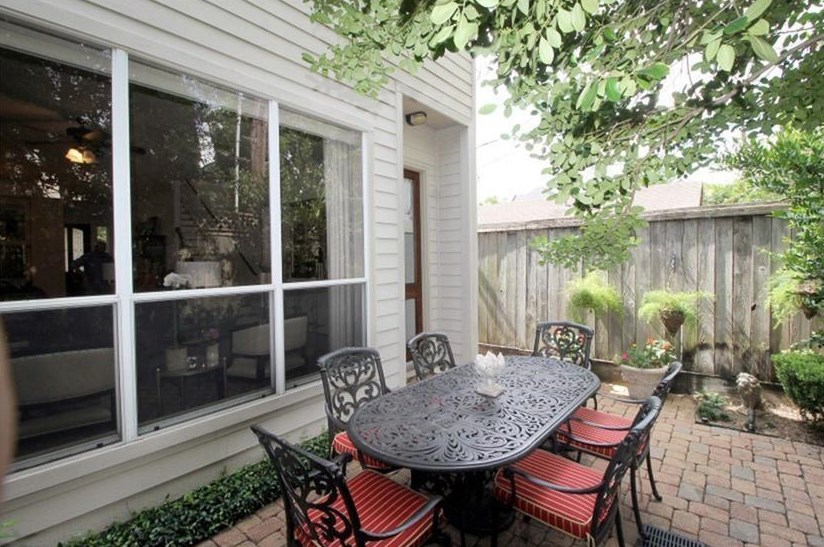 1609 Mcduffie, Houston TX  77019-5311 exterior