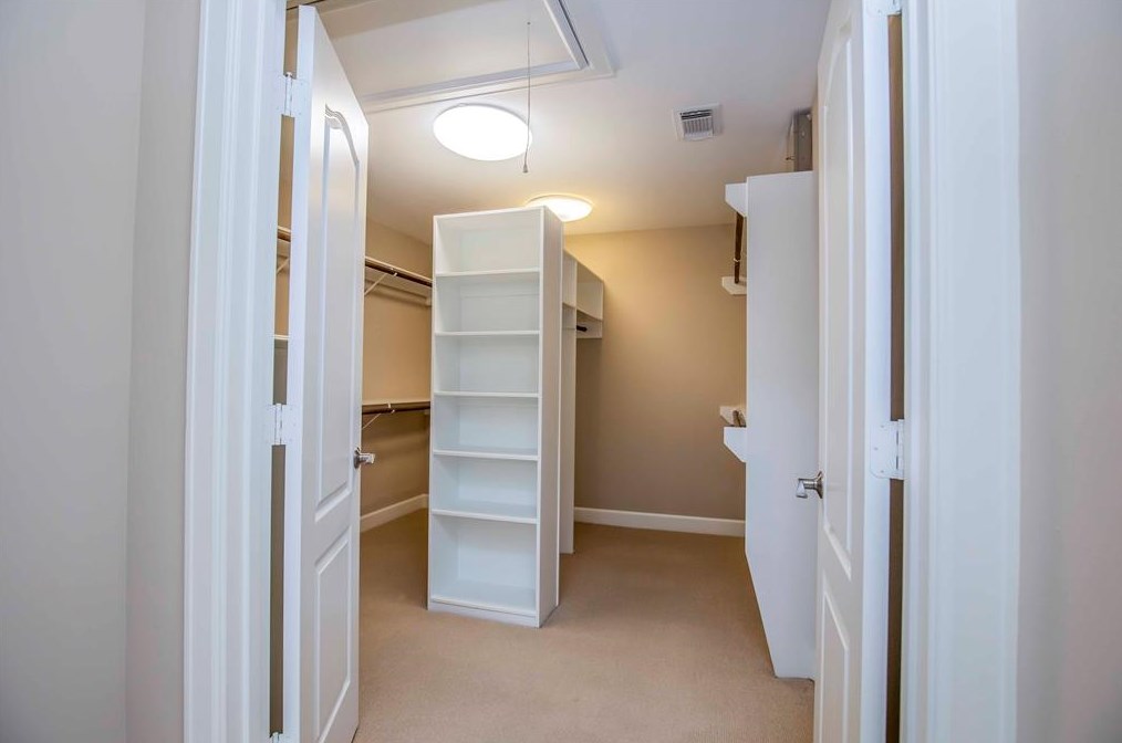 1609 Mcduffie, Houston TX  77019-5311 exterior