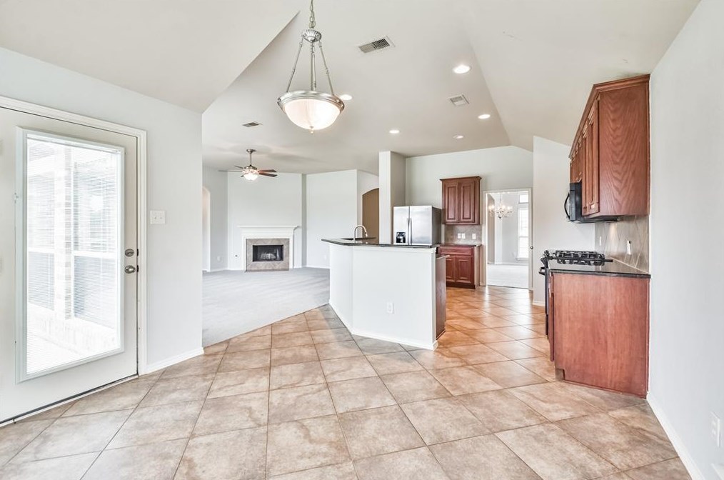 15922 Azalea Shores Ct, Houston TX  77044-1160 exterior