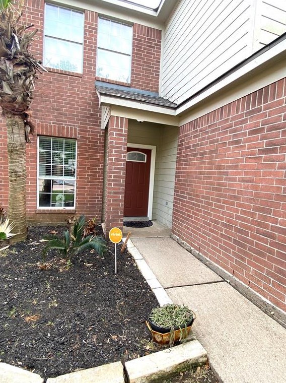 19443 Maywood Falls Cir, Houston TX  77084-2268 exterior