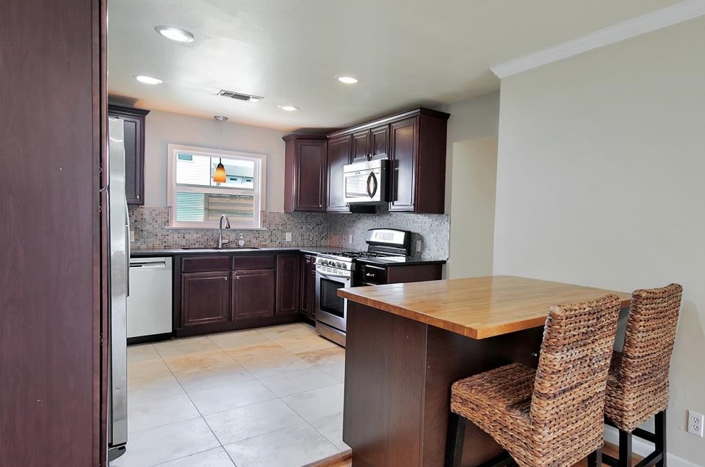 858 Judiway St, Houston TX  77018-6333 exterior