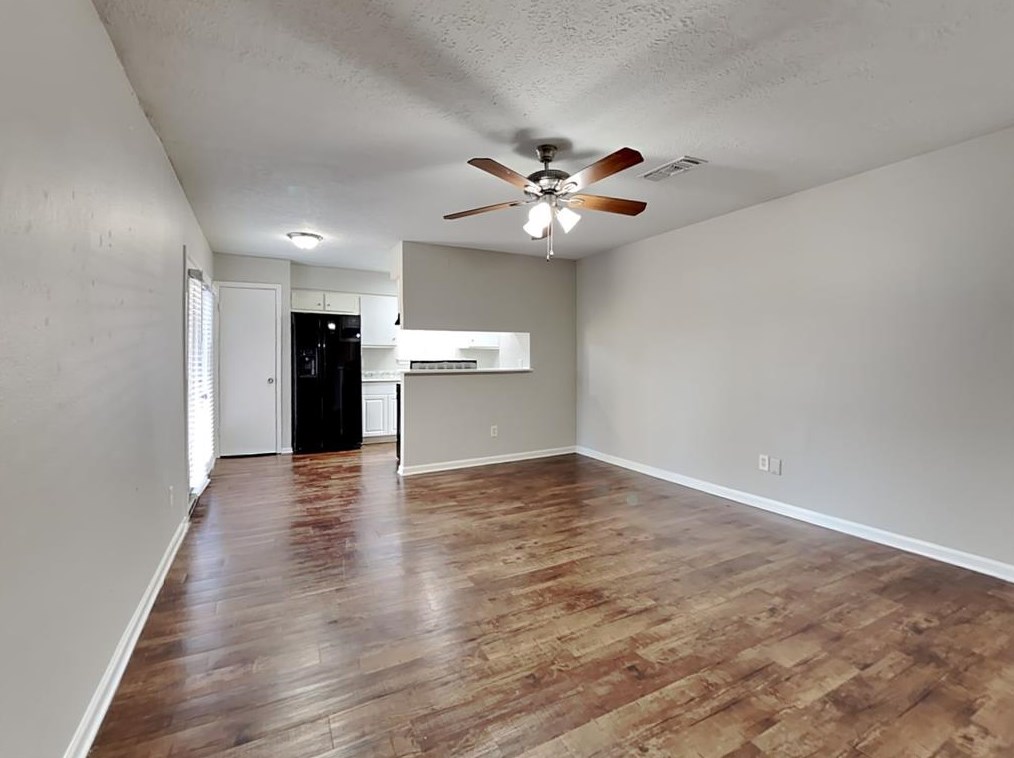12926 Southbridge Rd, Houston TX  77047-2750 exterior