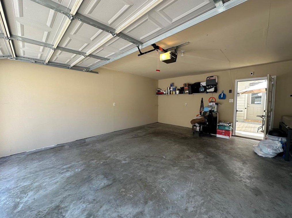 1009 Fountain Vw Dr, Houston TX  77057-6126 exterior