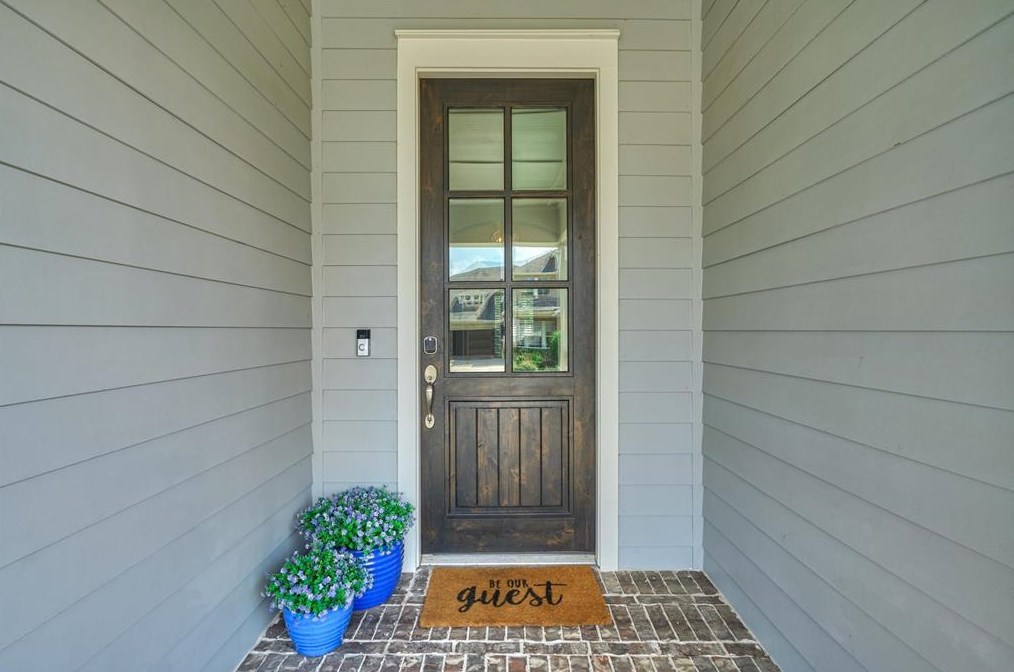 67 Sawyer Ridge Dr, Spring TX  77389-2860 exterior