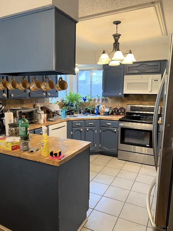 9911 Waving Fld Dr, Houston TX  77064-4239 exterior