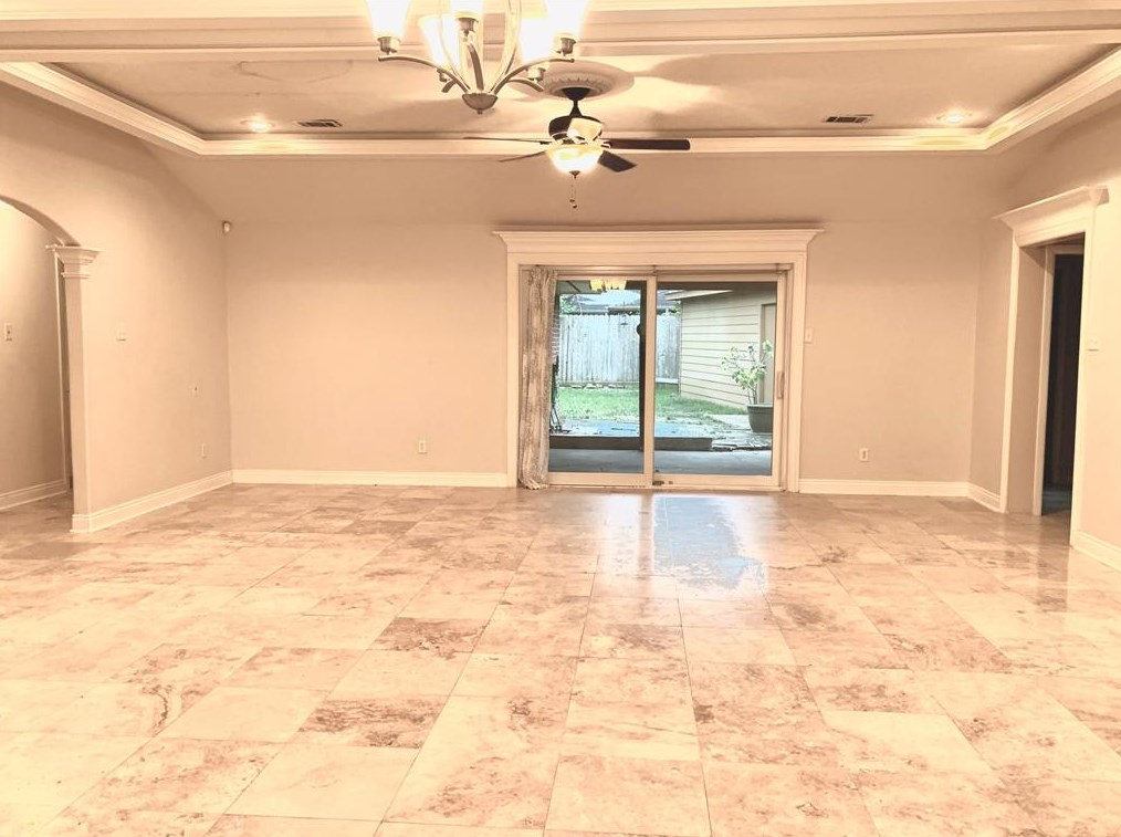 4815 Spellman Rd, Houston TX  77035-5907 exterior