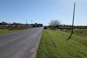 0000 S Meadow Ln, El Campo, TX 77437 - Photo 3