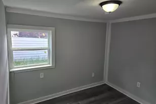 5906 Hillsboro St, Houston, TX 77020 - Photo 5