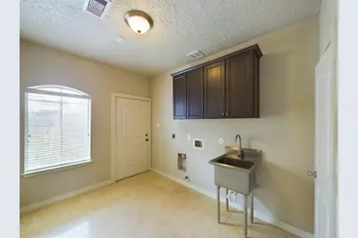 2609 Lawrence Street, Houston, TX 77008 - Photo 9