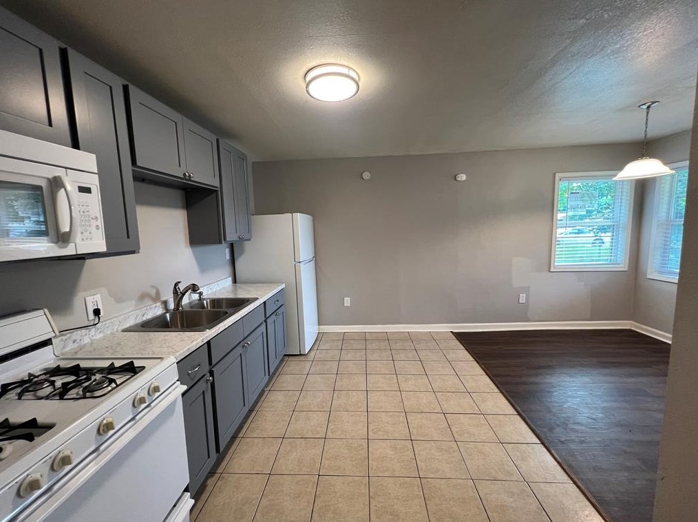 5006 Chennault Rd, Houston TX  77033-2627 exterior