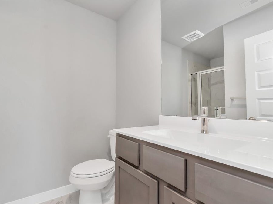 15511 Fall Fern Cir, Houston TX  77044-6247 exterior