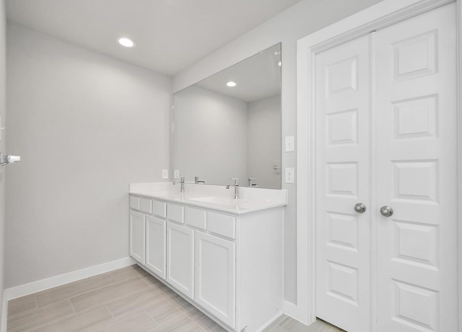 15511 Fall Fern Cir, Houston TX  77044-6247 exterior