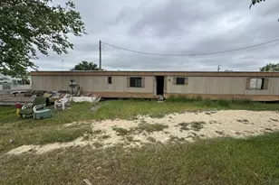 562 Siesta Dr, Bandera, TX 78003 - Photo 3