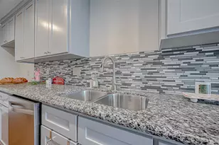 2022 Highland Hills Dr, Sugar Land, TX 77478 - Photo 15