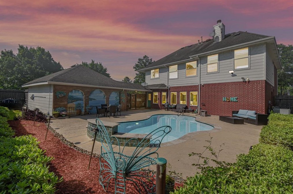 3102 Mossy Elm Ct, Houston TX 77059-3227 exterior