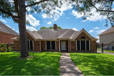 2412 Londonderry Drive, Pearland, TX 77581 - Photo 1