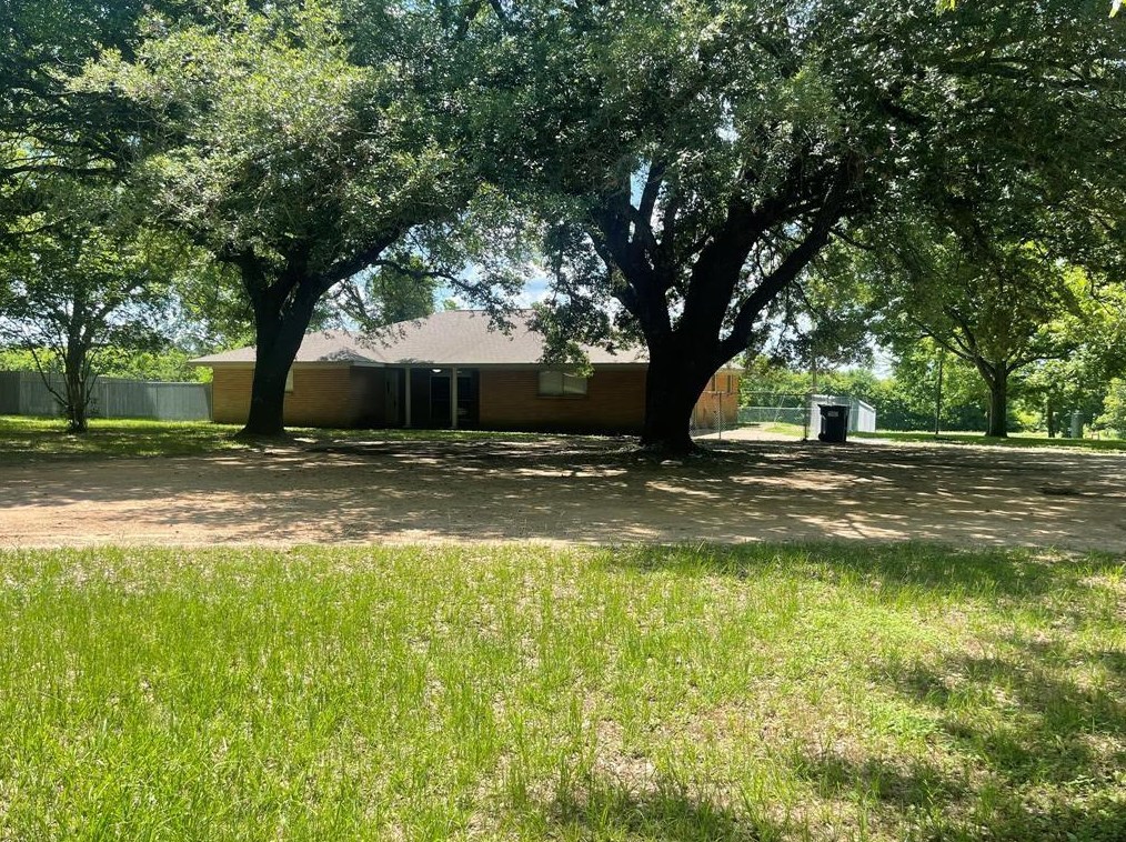 9134 State Highway 75, New Waverly TX  77358-4220 exterior