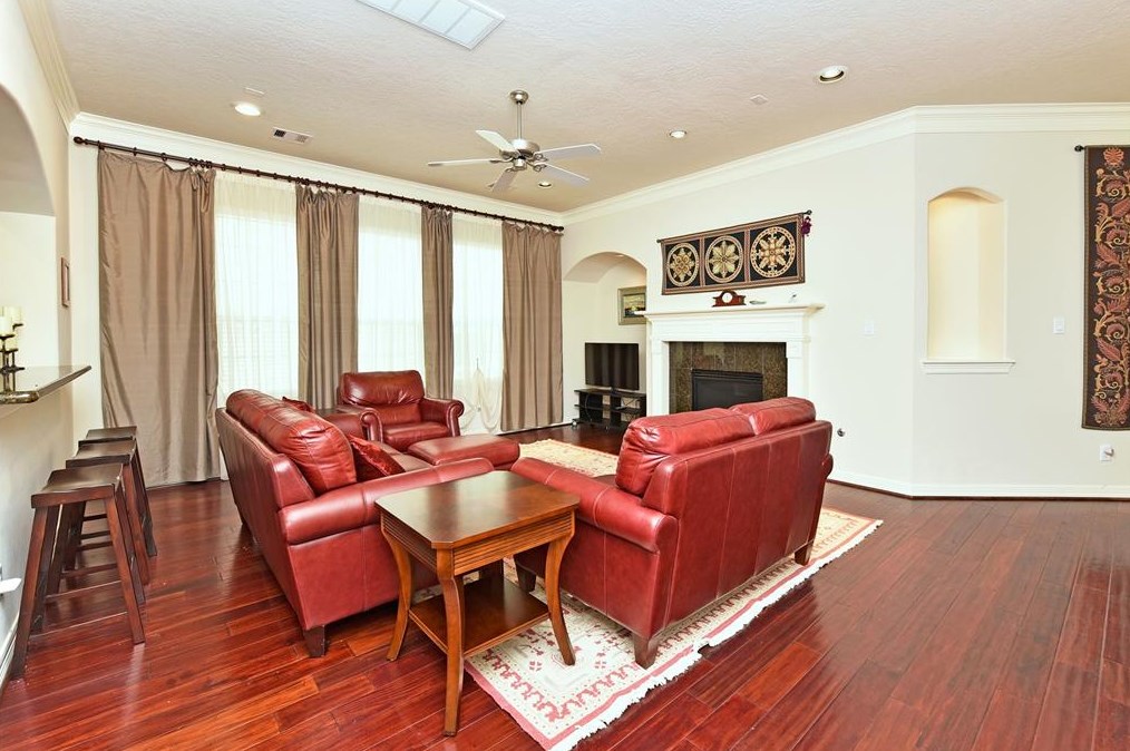 1226 Sopris Dr, Houston TX  77077-1071 exterior