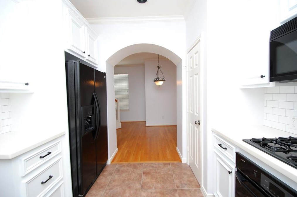 1913 Calumet St, Houston TX  77004-7267 exterior