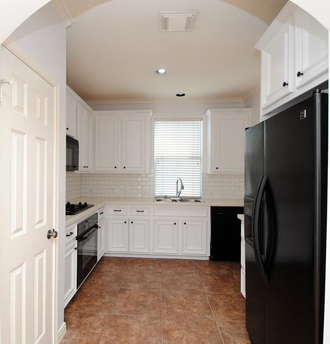 1913 Calumet St, Houston TX  77004-7267 exterior