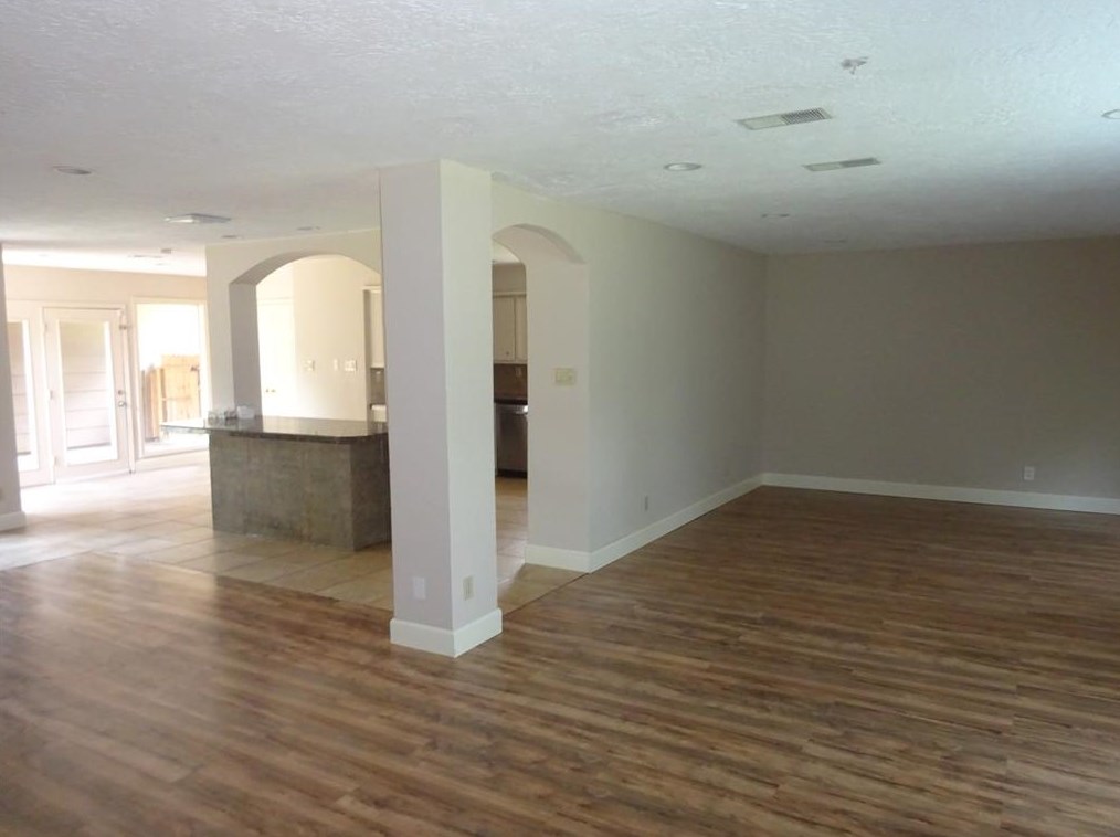 9415 Taidswood Dr, Spring TX  77379-6572 exterior
