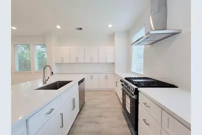 6733 Cohn Street, Houston, TX 77091 - Photo 11