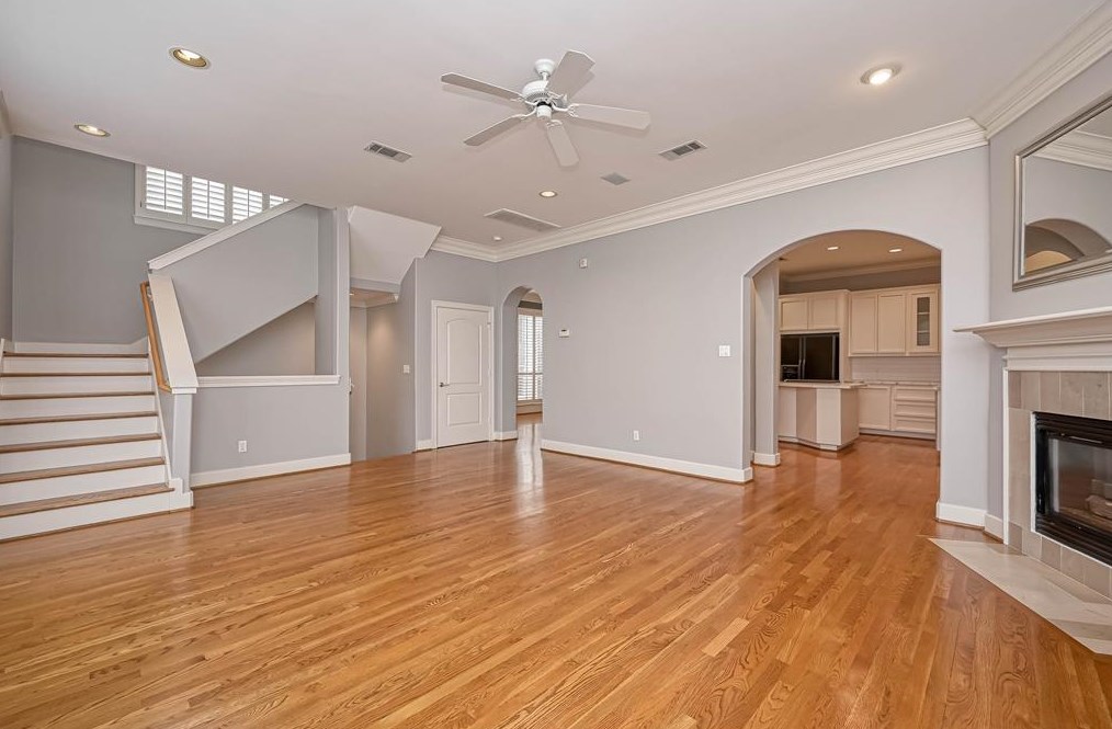 6413 Westcott St, Houston TX  77007-2038 exterior