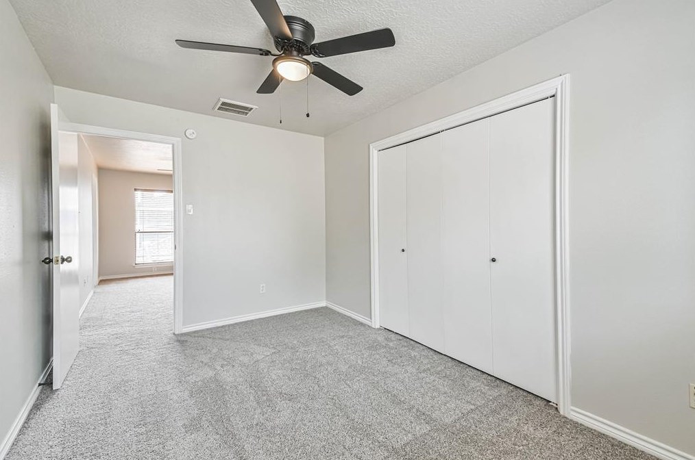 10711 Norchester Vlg Dr, Houston TX  77070-3919 exterior