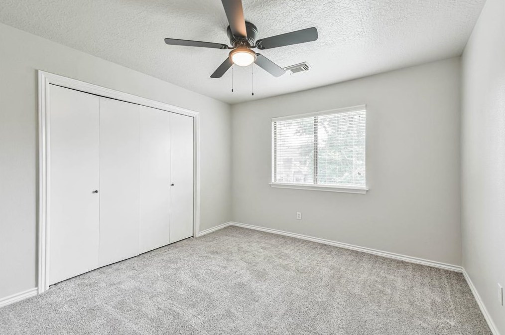 10711 Norchester Vlg Dr, Houston TX  77070-3919 exterior